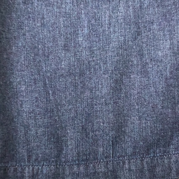 NWT Talbots Lightweight Dark Wash Dressy Denim 11” Shorts - Picture 2 of 7